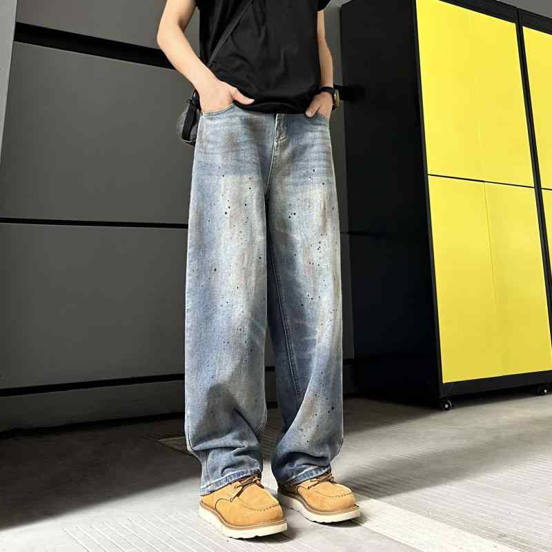 ジーンズ メンズ ゆったりシルエット ワイドストレート アメカジスタイル ヒゲ加工 洗い加工 汚し加工 ペイント加工 綿 ポリエステル 再生繊維 伸縮性のない レギュラー 春夏 流行 レトロブルー 5,375円