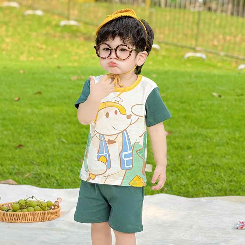 セットアップ 男の子 ベビー 夏服 半袖 2点セット 上下セット おしゃれでかっこいい 普段着 お出かけ着 綿 北極熊柄