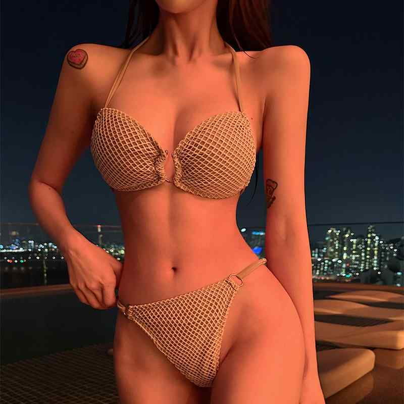 水着 レディース セクシー フレンチ ギャル風 ビキニ セパレート 3点セット ホルターネック Tバック カップ付き ノンワイヤー ビーチ プール リゾート 海外旅行 肌色 肌色 サマー