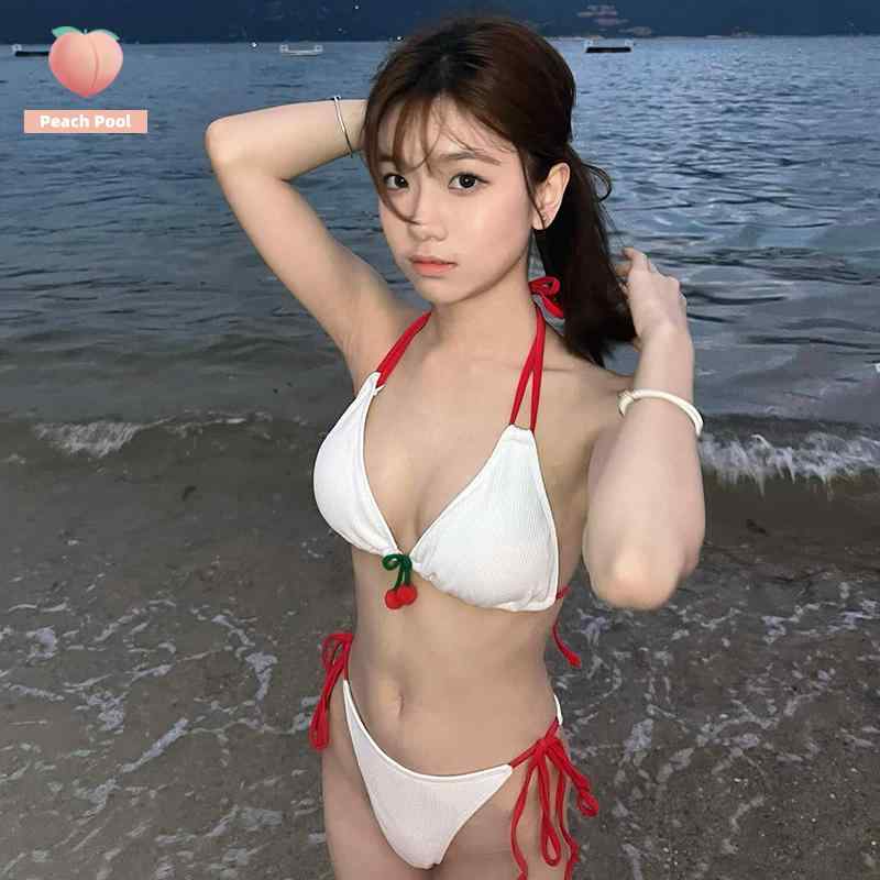 水着 レディース セパレート 三角ビキニ 夏 かわいい セクシー 谷間メイク バストアップ プッシュアップ ノンワイヤー パッド入り 白 チェリー柄 健康的 ギャル