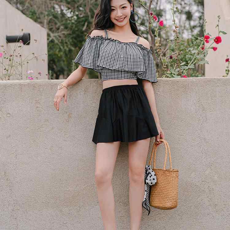 水着 レディース セパレート ワンピース風 体型カバー 着痩せ効果 セクシー 高級感 華やか 上品 カップ付き ワイヤーなし ホルターネック 温泉 リゾート 春夏 伸縮性 速乾