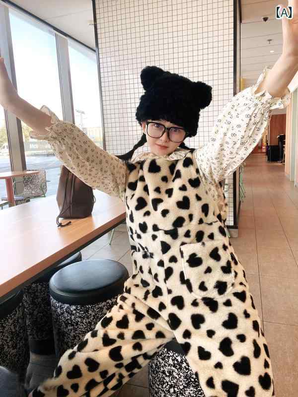 ファー オーバーオール 秋冬 パンツ つぎ レディース カジュアル 暖かい 厚手 ゆったり かわいい 長ズボン もこもこ ハート