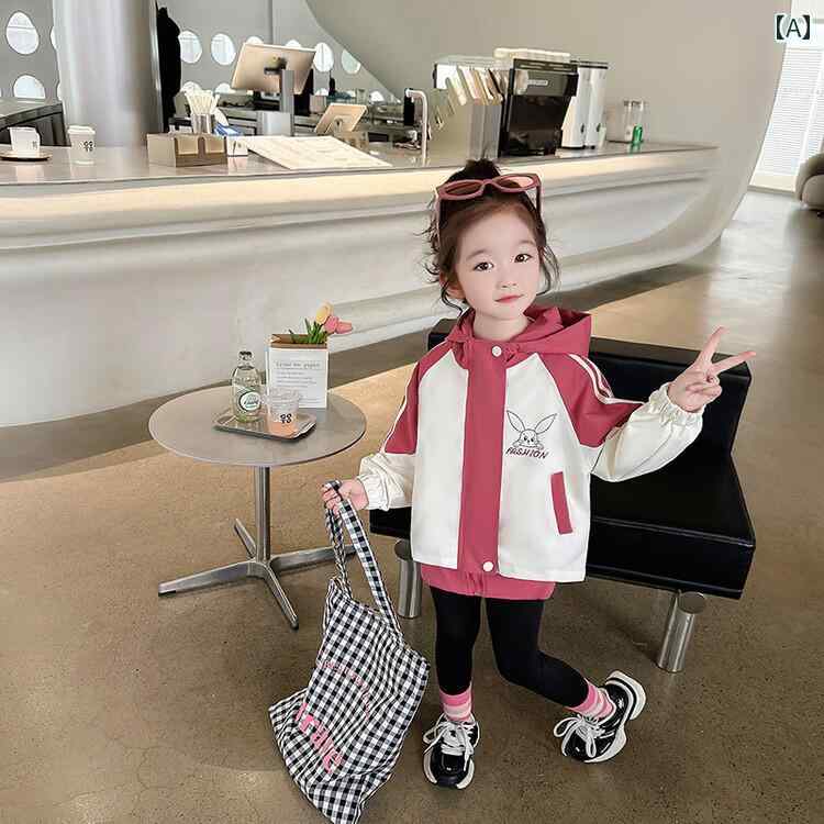 子供服 女の子 キッズ かわいい おしゃれ 少女 秋 フード 赤 カラー ブロック ジッパー バニー コート 韓国 5歳