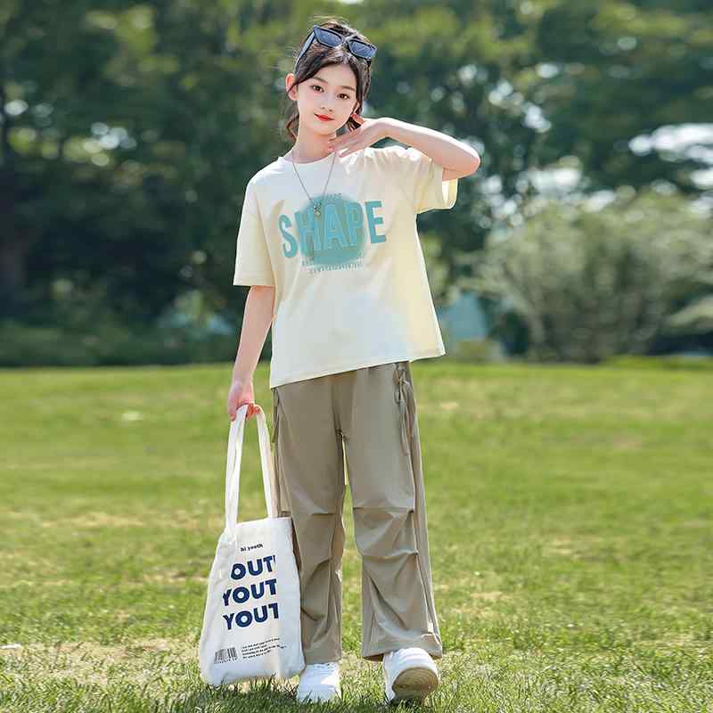女の子 ファッション キッズ カジュアル セットアップ 夏 薄手 涼しい 子供 韓国 スポーツ 夏 子供 ゆったり 2点 セット