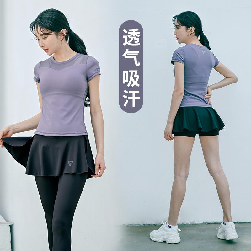 【楽天市場】フィットネスウェア レディース ランニング スーツ ヨガ スーツ 胸パッド 半袖 トレーニング 速乾 トップス タイト 夏 薄手