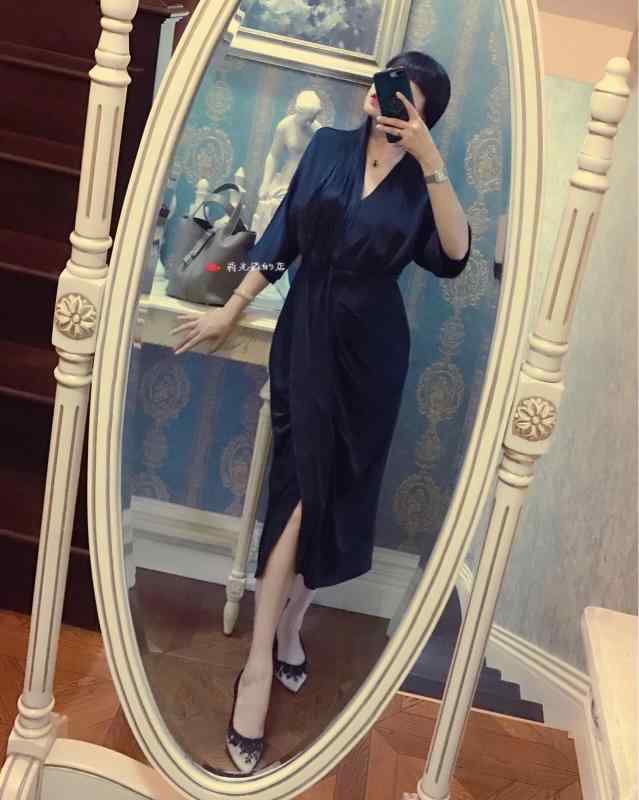 夏 光輝 ドレープ か細い 妃殿下 好いたらしい 雅びやか レングス 黒いこと お召しもの