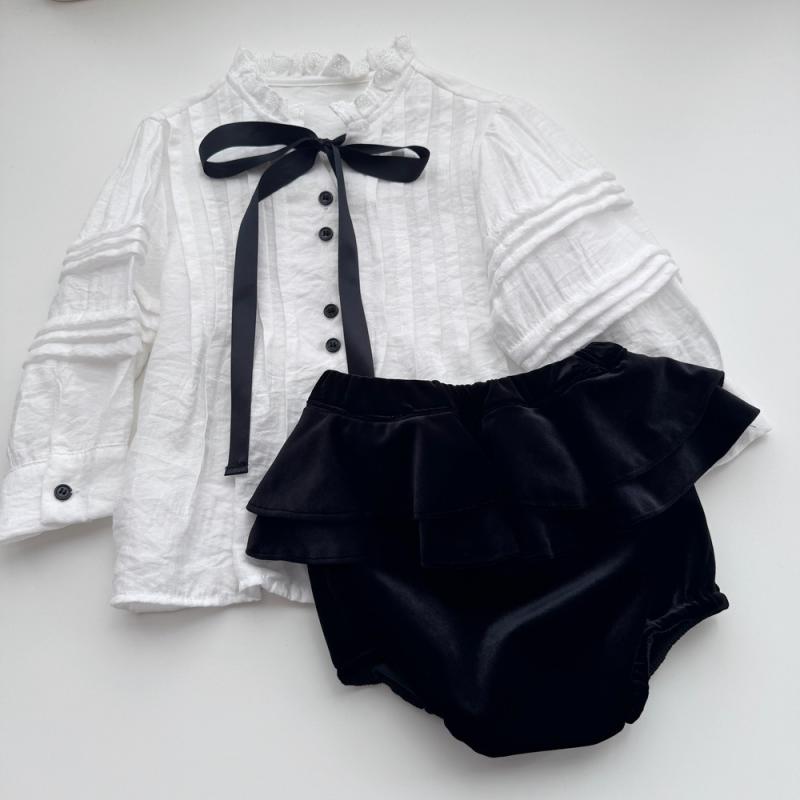 セットアップ キッズ ベビー 子供用 綿麻 シャツ コーデュロイ ショートパンツ シャーリング フリル 白 黒 春夏 スイート カジュアル 普段使い お出かけ