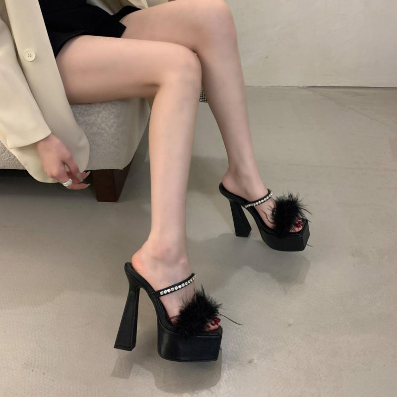 サンダル レディース 女性用 春夏 フェザー ファー エレガント 上品 オープントゥ つま先開き 安定感のあるチャンキー ラインストーン ビジュー ワンストラップ 超ハイヒール ミュール つっかけ パーティー 結婚式 フォーマル ブラック 黒