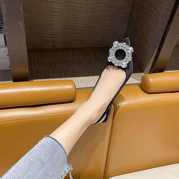 パンプス レディース ブラック ポインテッドトゥ スティレットヒール 細ヒール クローズドトゥ ハイヒール ラインストーン 布地 ファブリック 春夏 ドレスアップ パーティー 結婚式 お呼ばれ オケージョン スカートコーデ