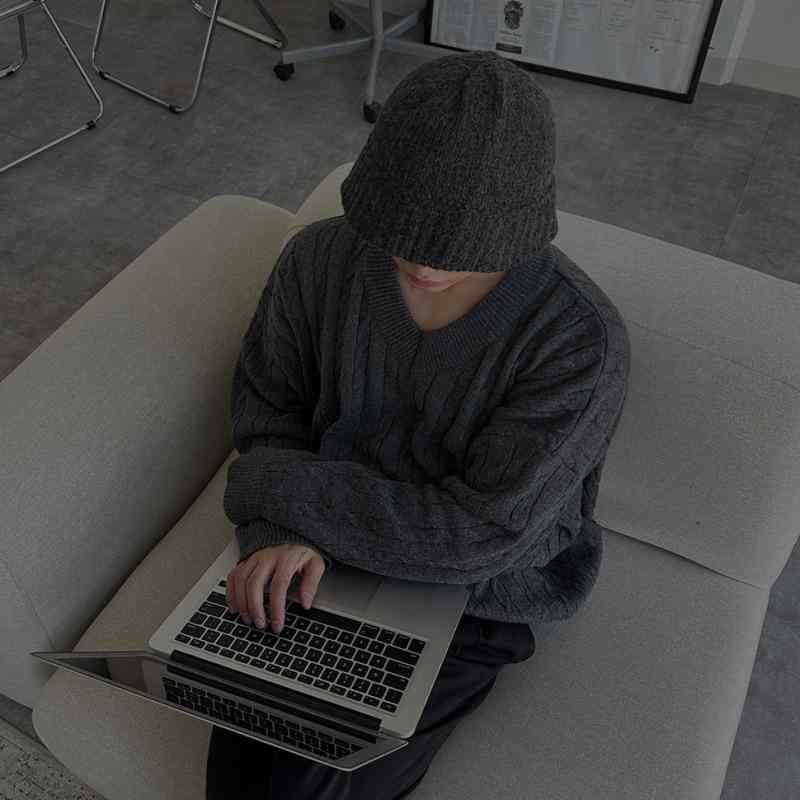 ニット メンズ 男性用 Vネック スクール風 ケーブル編み プルオーバー セーター ゆったり ルーズフィット アクリル 保温 暖かい カジュアル 普段使い 秋冬 韓国ファッション トレンド