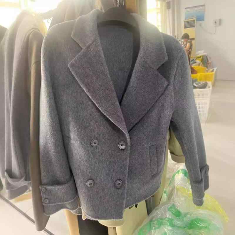 アウター レディース 秋冬 ダブルフェイス ウール 厚手 ショート丈 ゆったり ルーズ テーラードカラー 小柄向け ダブルボタン 上品 カジュアル｜おうち健康生活
