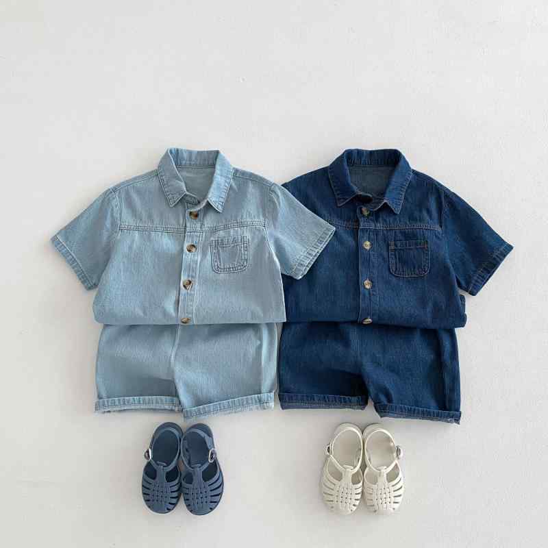キッズ 男女兼用 男の子 女の子 子供服 春夏 デニム セットアップ 上下セット 韓国 カジュアル 半袖 ショートパンツ 薄手 柔らかい 綿 コットン 普段着 お出かけ ライトブルー ダークブルー 2点セット
