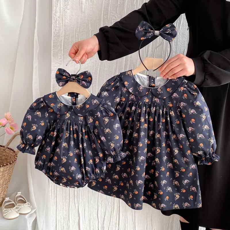 ベビー服 女の子 子供服 女児 長袖 ロンパース カバーオール ワンピース ドレス ネイビー 小花柄 綿 コットン 姉妹 お揃い コーデ 韓国 秋冬 普段使い お出かけ着