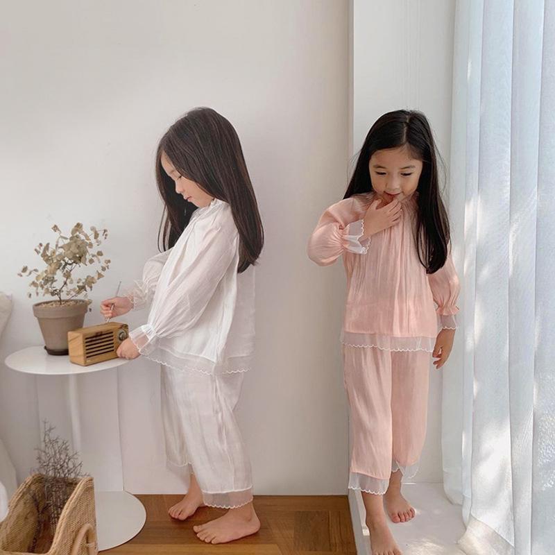 ルームウェア 女の子 キッズ 春秋 長袖 薄手 セットアップ パジャマ 上下セット プリンセス かわいい おしゃれ ナイロン 部屋着 ホワイト ピンク