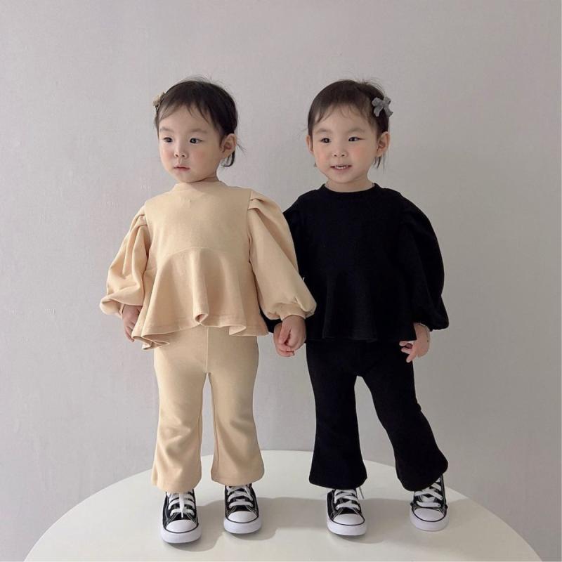 セットアップ ベビー 女の子 秋冬 スウェット トレーナー ランタンスリーブ バルーンスリーブ チュニック丈 トップス フレアパンツ ロングパンツ 綿 かわいい おしゃれ カジュアル 普段使い 黒 ピンク系 アプリコットカラー