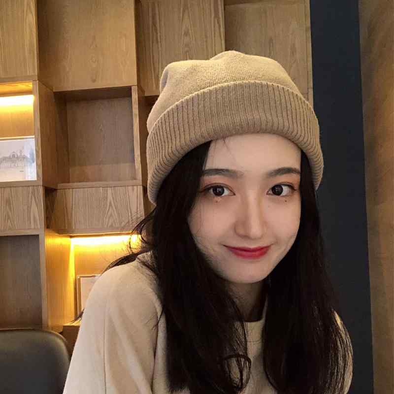 ニット帽 レディース メンズ 男女兼用 防寒 保温 防風 秋冬 綿混素材 ストリート カジュアル 普段使い アウトドア 小顔効果 シンプル 無地 韓国スタイル ブラック グレー ベージュ