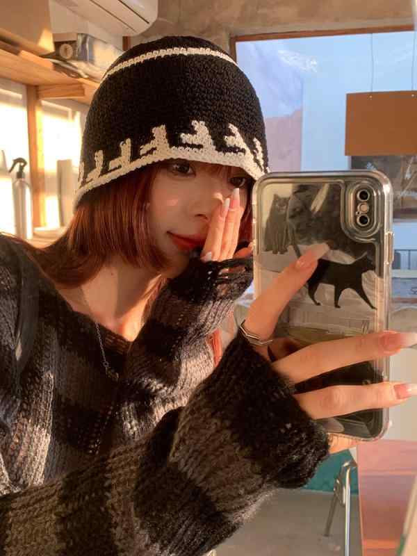 バケットハット レディース 女性用 シンプル モノトーン 森ガール風 手編み ニット 小顔効果 エレガント 個性的 上品 おしゃれ 通気性 保温性 毛糸 秋冬 普段使い お出かけ