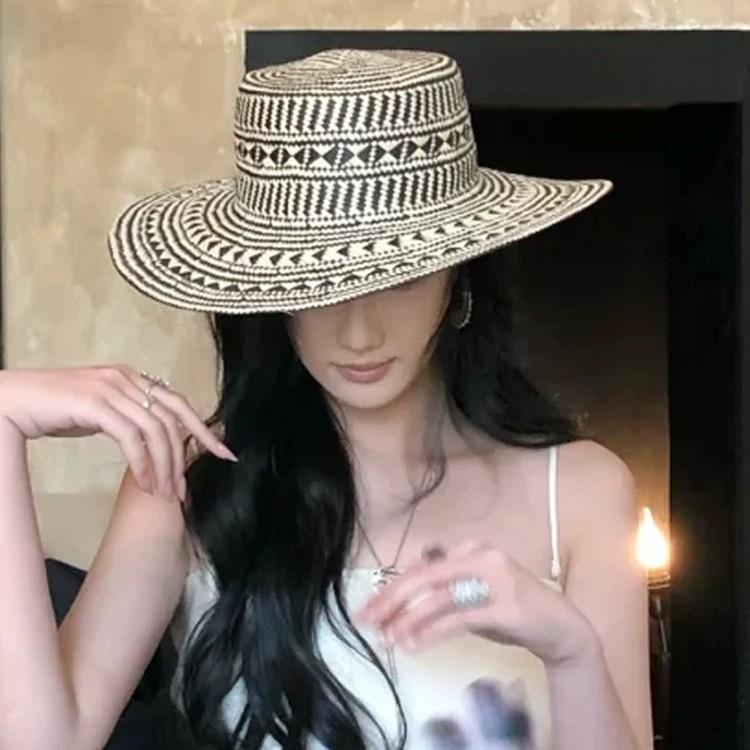 麦わら帽子 レディース 女性用 フレンチレトロ 平天 つば広 手編み UVカット 日よけ ビーチ 旅行 リゾート おしゃれ ハット 春夏