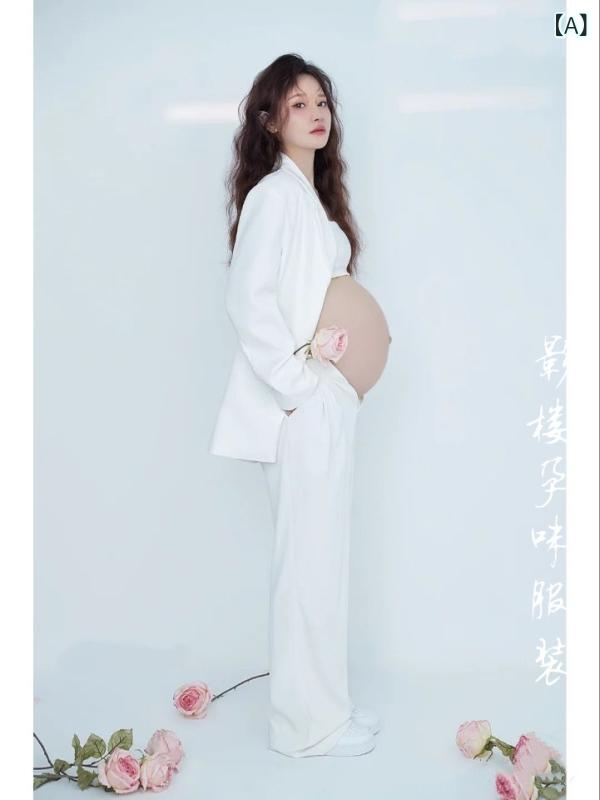マタニティスーツ 妊婦 マタニティフォト 撮影 スタジオ写真 記念写真 個性的 おしゃれ シンプル ホワイト ジャケット ロングパンツ ビスチェ セットアップ 綿素材 長袖