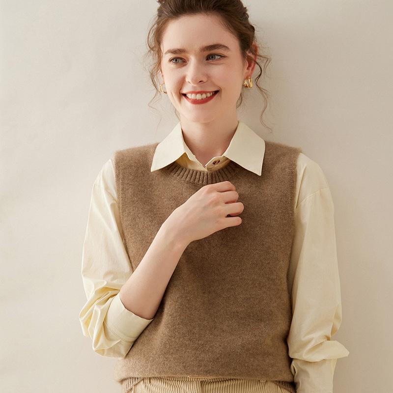 ベスト レディース 女性用 ニット ジレ ノースリーブ ラウンドネック 丸首 ゆったり オーバーサイズ 保温 あたたかい 柔らかい なめらか 無地 上品 通勤 オフィス 普段使い 秋冬|おうち健康生活
