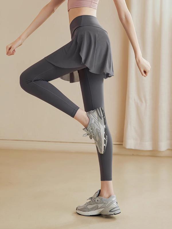 ヨガウェア レディース スカート付き フェイクレイヤード ハイウエスト 美尻 ヒップアップ 透け防止 速乾 ストレッチ フィットネス ランニング ダンス スポーツ トレーニング ジム グレー ブラック ブラウン画像