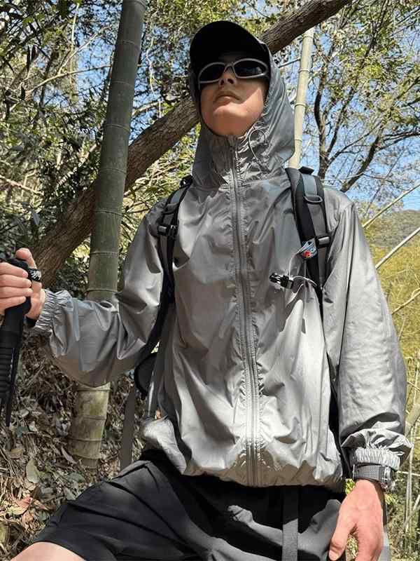 パーカー メンズ アウトドア スポーツ 機能性 春夏 紫外線対策 UVカット UPF50+ 接触冷感 軽量 薄手 通気性 フード付き ゆったり ポリエステル