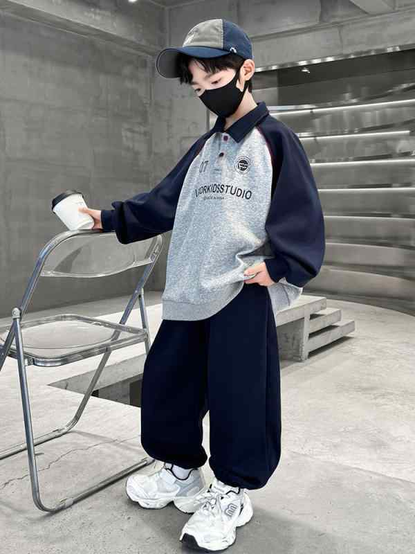 子供服 男の子 ジュニア 春夏 スポーツ ポロシャツ トレーナー セットアップ 上下セット 2点セット パンツ 綿 コットン 長袖 ロゴ カジュアル 普段使い グレー かっこいい