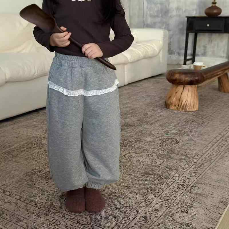 パンツ 女の子 キッズ バルーンパンツ フリル レース 切り替え サルエル スウェット ロング丈 綿 コットン ニット 韓国ファッション ハイウエスト ゴムウエスト 普段着 部屋着 秋冬 ブラック グレー ブラウン系