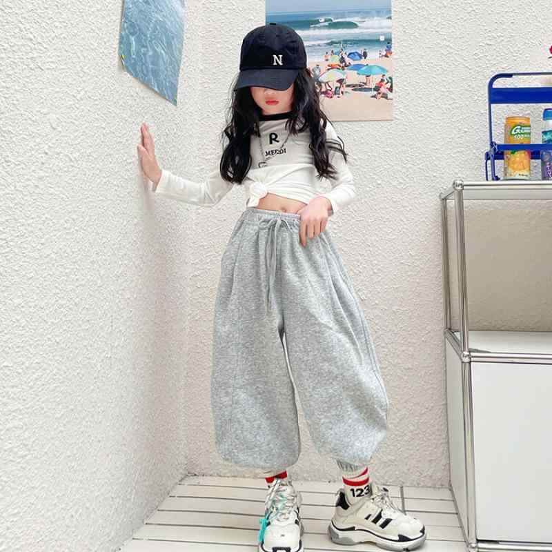 キッズパンツ 女の子 ゆったり ニット スウェットパンツ サルエルパンツ ジョガー カジュアル ルーズフィット 普段使い 通学 着回し 春夏秋冬 ピンク グレー アイボリー 4,120円