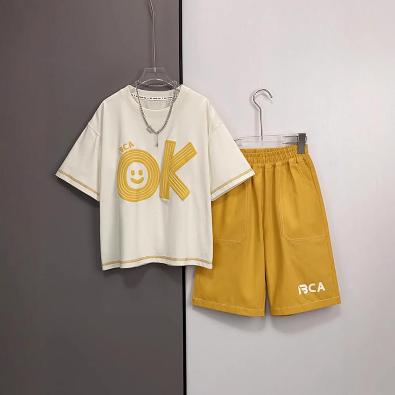 男の子 夏 半袖 Tシャツ 七分丈 パンツ セット 薄手 綿混 素材 シンプル カジュアル ゆったり シルエット 柔らかい 触感 杏 アルファベット パターン 普段使い 子供服