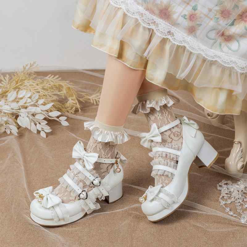 レディース ミドルヒール パンプス 厚底 ローモスト 丸頭 リボン レース 装飾 かわいい プリンセス スタイル 合成皮革 普段使い 防水台 春秋 ブラック ホワイト ピンク