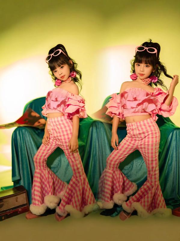 キッズ ダンス衣装 女の子 レトロ 長袖トップス ローズ ピンクチェック フレアパンツ セット コットン 柔らかい 個性 オールシーズン 幼稚園 ステージ パフォーマンス