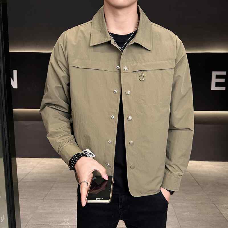 ジャケット メンズ スタンドカラー ルーズフィット シングルブレスト 長袖 無地 ポリエステル混紡 春秋 ノーアイロン 直裾 ジップポケット ラグランスリーブ 耐摩耗 カジュアル 普段使い 黒 カーキ