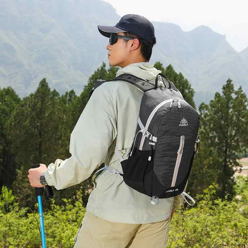 リュックサック メンズ レディース 登山 ハイキング クロスカントリーランニング マラソン サイクリング アウトドア プロ 通気性 大容量 オックスフォード ポリエステル アルファベット柄 曲線肩ストラップ 赤 黒 青 春