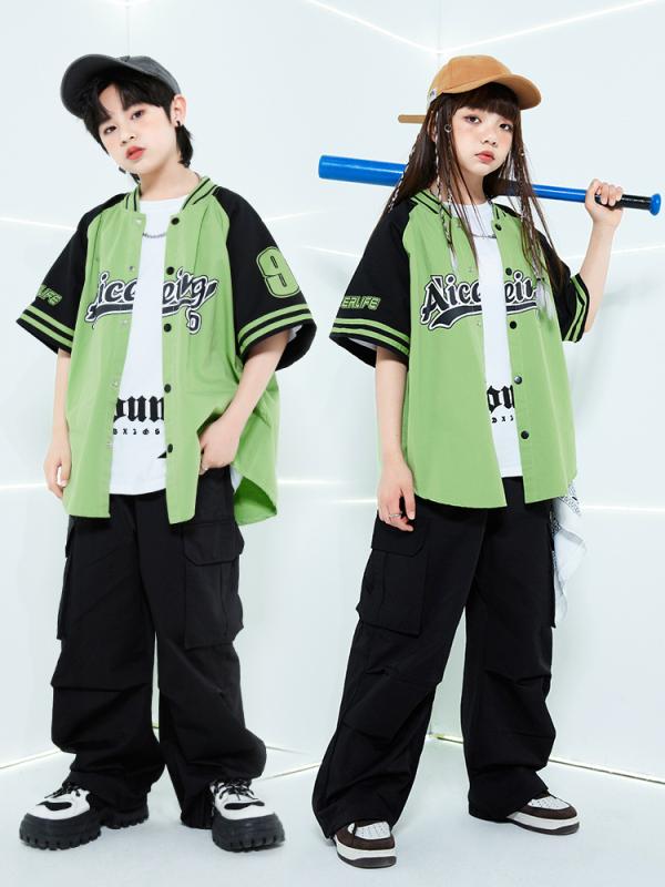 キッズ ストリートダンス セット 男の子 女の子 ヒップホップ 野球ジャケット コットン 柔らかい オールシーズン 緑 黒 白 半袖 トップス ワークパンツ アクセサリー 帽子 ネックレス 靴下 普段使い ステージ パフォーマンス