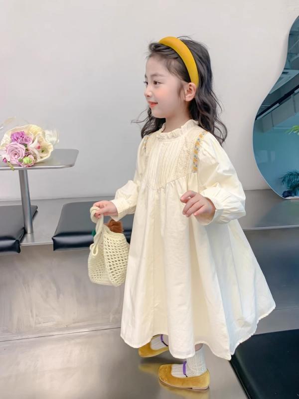 ワンピース 女の子 長袖 プリンセススカート フレンチ レトロ ベージュ 無地 春秋 韓国 ポリエステル 柔らかい かわいい 普段使い