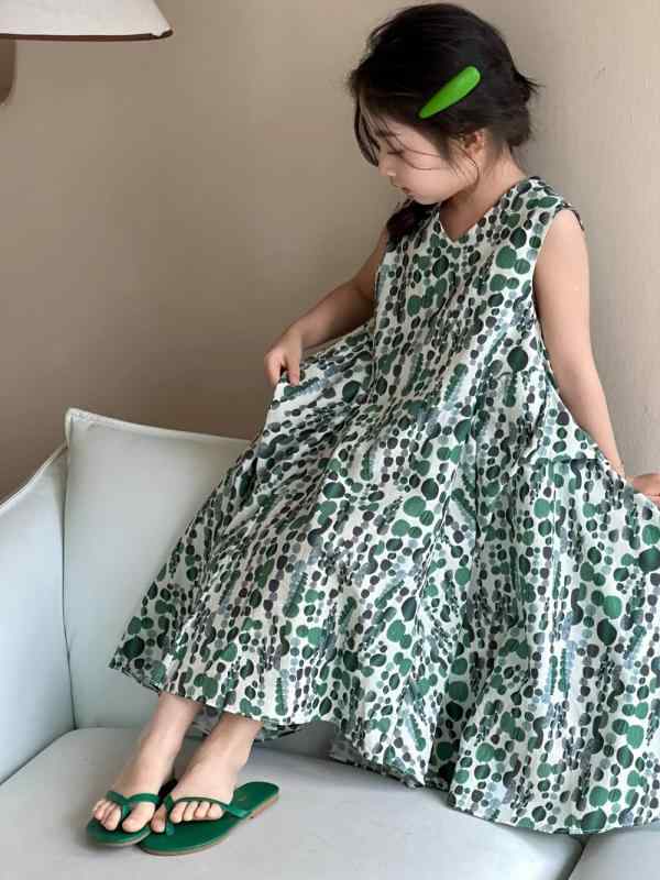 ワンピース 女の子 夏 ノースリーブ プリンセススカート 緑 プリント ドット柄 ビーチドレス リゾート かわいい 子供服 柔らかい コットン ポリエステル 軽やか