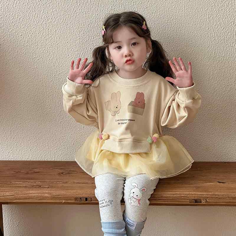 スウェット 女の子 ベビー キッズ 春秋 長袖 プルオーバー コットン 柔らかい かわいい プリンセス イラスト柄 黄 ライトグレー 韓国 おしゃれ 普段使い カジュアル