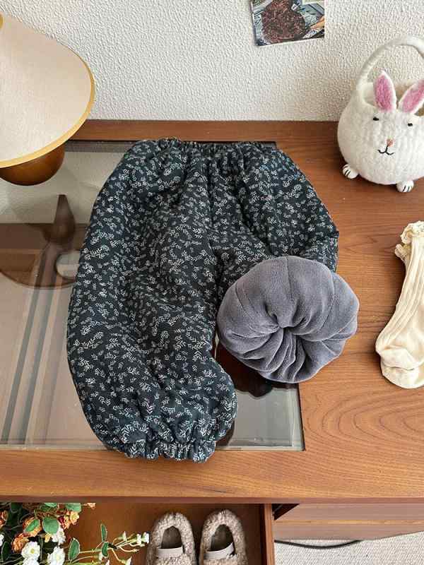 パンツ 女の子 キッズ 冬 厚手裏起毛 暖か暖かい 綿素材 かわいい花柄 黒 韓国スタイル 柔らかい加工 長丈 ミドルウエスト ゴムバンド 普段使い 子供ボトムス