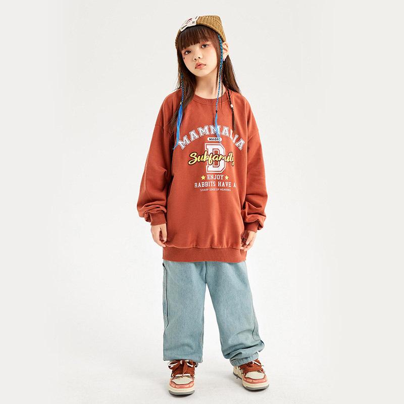 ダンス衣装 男の子 女の子 ヒップホップ セット 長袖スウェット デニムパンツ ストリートスタイル 子供服 パフォーマンス 秋 綿素材 柔らかい 赤褐 青 クールトレンド 普段使い 軽量 伸縮性