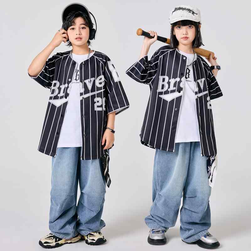 キッズ ダンス衣装 男の子 女の子 ヒップホップ ストリートダンス ジャズ パフォーマンス 夏 綿 半袖 黒 白 青 野球ジャケット デニムパンツ セット 演出服 小学生 普段使い 軽量 伸縮性