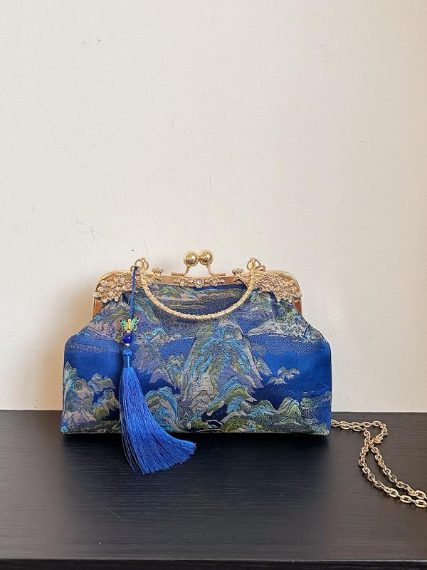 貝殻バッグ 刺繍 チェーン ショルダー フリンジ 斜めがけ 鞄 金 赤 青 オックスフォード布 ポリエステル 中型 秋 普段使い ロック開閉 ソフト 携帯ポケット カードポケット プリント 中偏軟