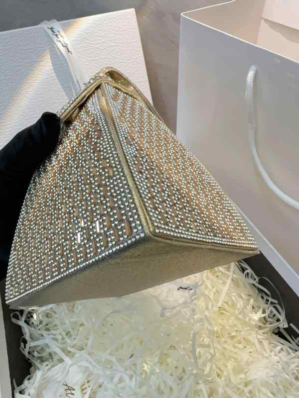 バケットバッグ 金 ラインストーン 装飾 結婚式 ハンドバッグ パーティー イブニングバッグ 誕生日 宴会 普段使い ポリエステル 素材 セミハード 蓋 携帯ポケット カードポケット カメラポケット 冬