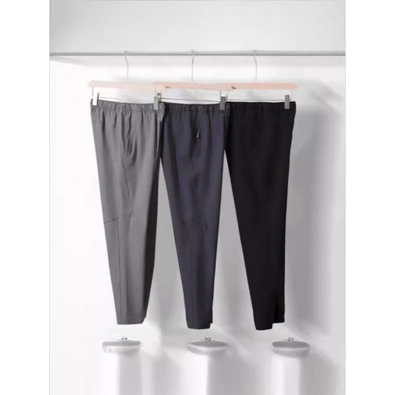 ワークパンツ メンズ 春夏 アウトドア ストレート ナイロン混紡 通気性 ストレッチ 薄手 ノーアイロン ライトグレー ダークグレー ブラック 普段使い ビジネス カジュアル ハイストリート 軽量 快適 機能性