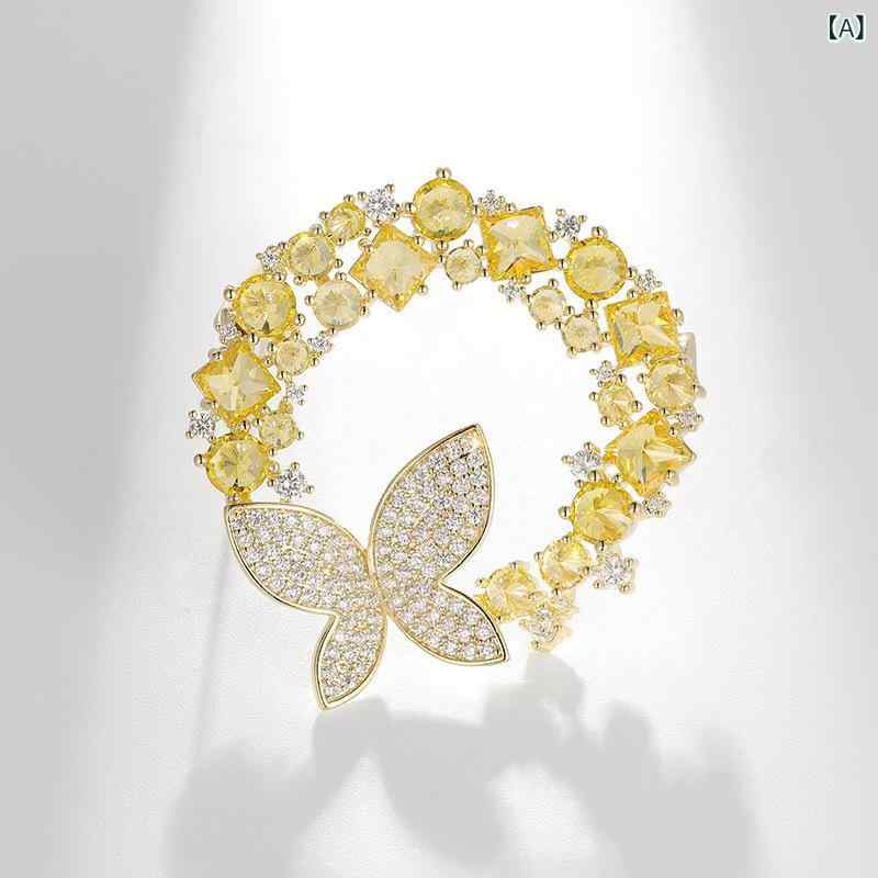 ブローチ レディース ピン ジルコニア 蝶柄 胸花 ファッション アクセサリー 金黄 電気メッキ加工 銅 高級感 通勤 装飾 昆虫モチーフ