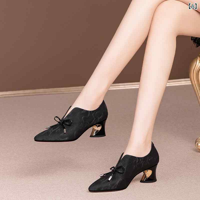 パンプス レディース ポインテッドトゥ チャンキーヒール リボン イージーシューズ ソフトソール レトロ 普段使い 合成革 ラバーソール オールシーズン 黒 墨緑