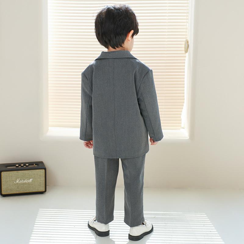 スーツ 男の子 秋 イギリススタイル かっこいい フォーマル セット 長袖 ダブルブレスト ショート丈 ポリエステル混紡 柔らかい素材 無地 グレー ブラック ブルー イベント パーティー ステージ ショー 普段使い