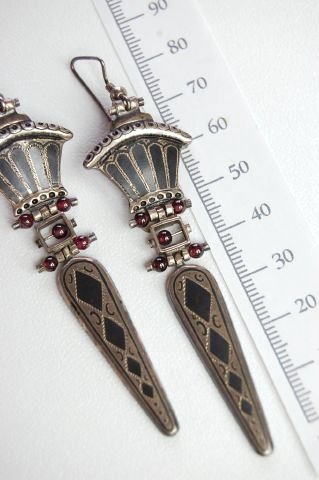 タイ 925シルバー ガーネットのトルコ風ピアス アクセサリー プレゼント アジアン 母の日 ネコポスOK エスニック