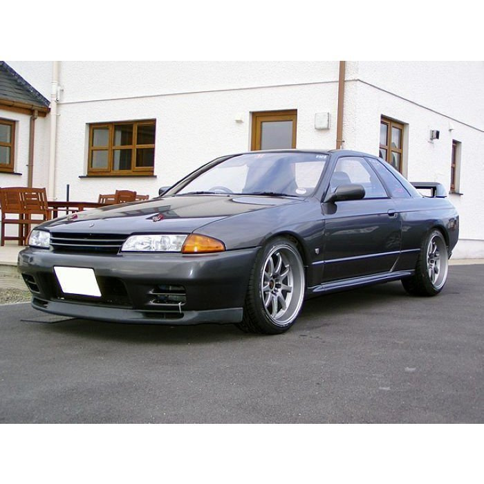 即納-96時間限定 ニッサン スカイライン R32 GTR フロントバンパー