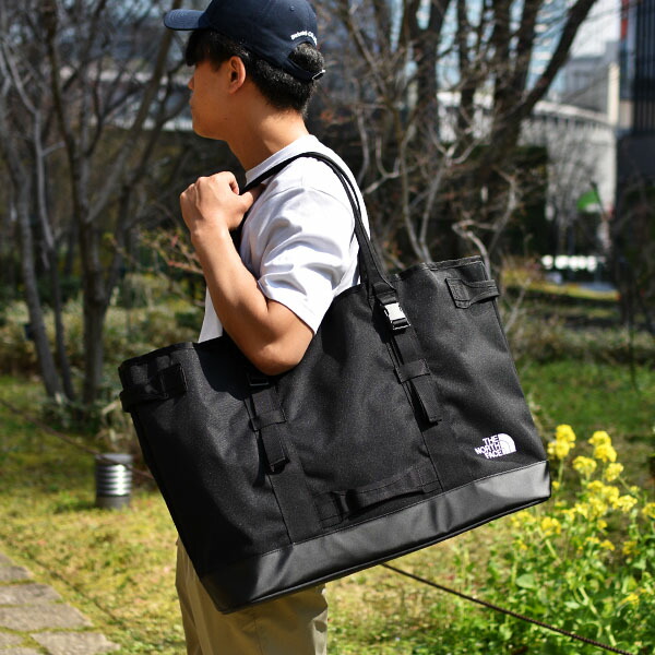 速くおよび自由な 送料無料 ノースフェイス キャンプ トートバッグ THE NORTH FACE Fieludens Gear Tote M  フィルデンスギアトートM メンズ レディース 47L 防水 アウトドア nm82201 2022春夏新作 www.servitronic.eu